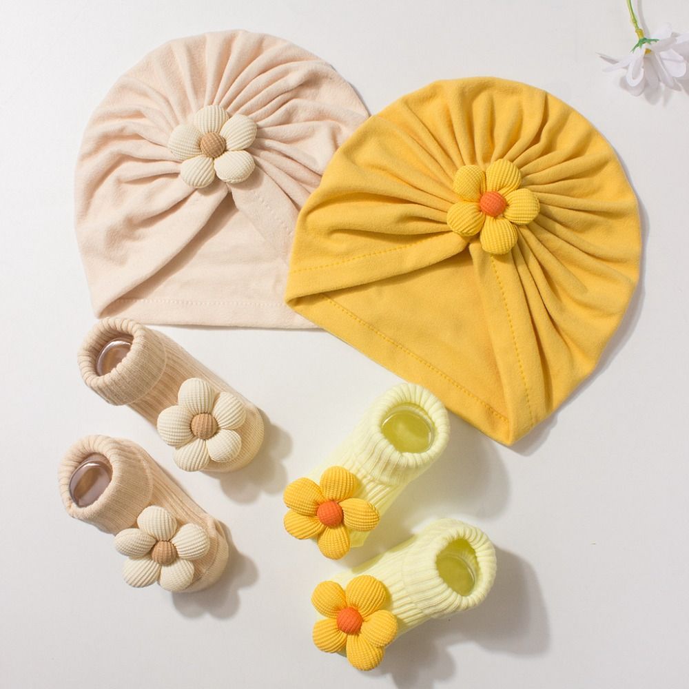 Słodki Zestaw: Duża Czapka z K – Toddler Sock Set recenzja i cena