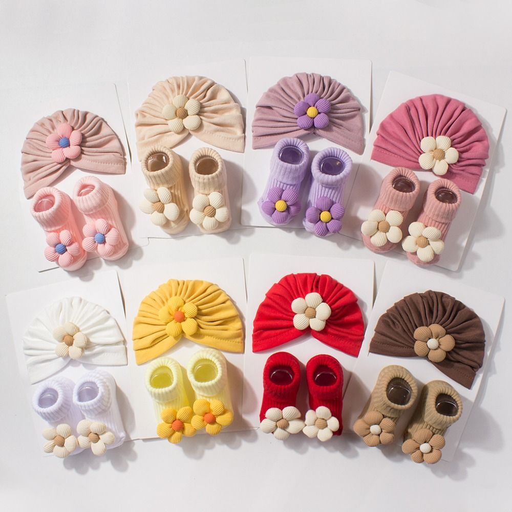 Słodki Zestaw: Duża Czapka z K – Toddler Sock Set recenzja i cena